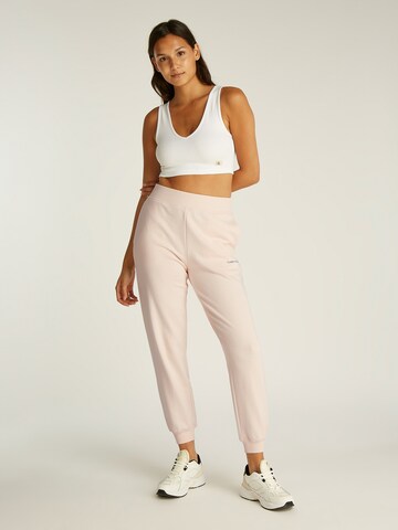 Calvin Klein Jeans Конический (Tapered) Штаны в Ярко-розовый
