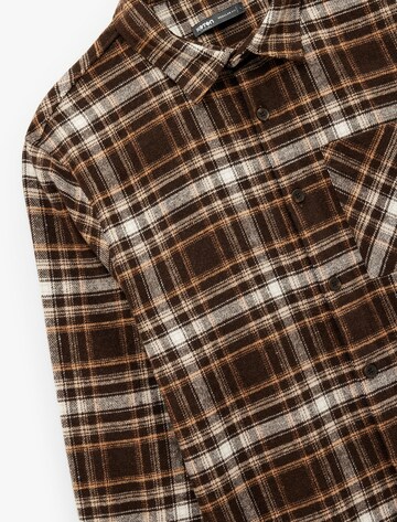 Koton Regular Fit Hemd in Braun