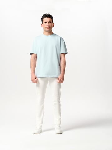 ABOUT YOU x Jaime Lorente T-Shirt 'Danilo' in Blau