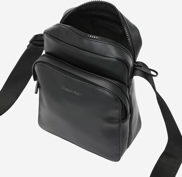 Borsa a tracolla di Calvin Klein in nero