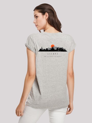 T-shirt 'Escape Discover the World Asian Town' F4NT4STIC en gris : devant