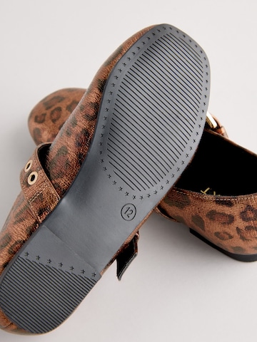 Next Ballerina in Braun