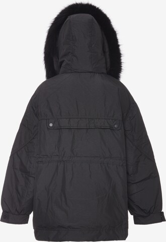 faina Between-Seasons Parka in Black