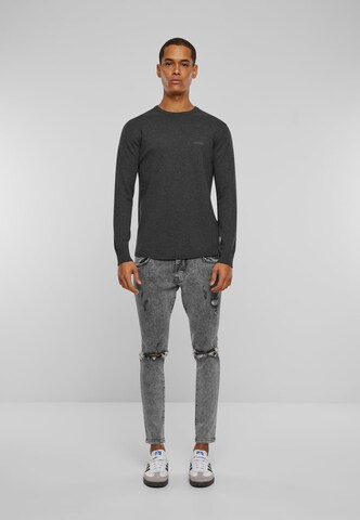 2Y Premium Sweater in Grey