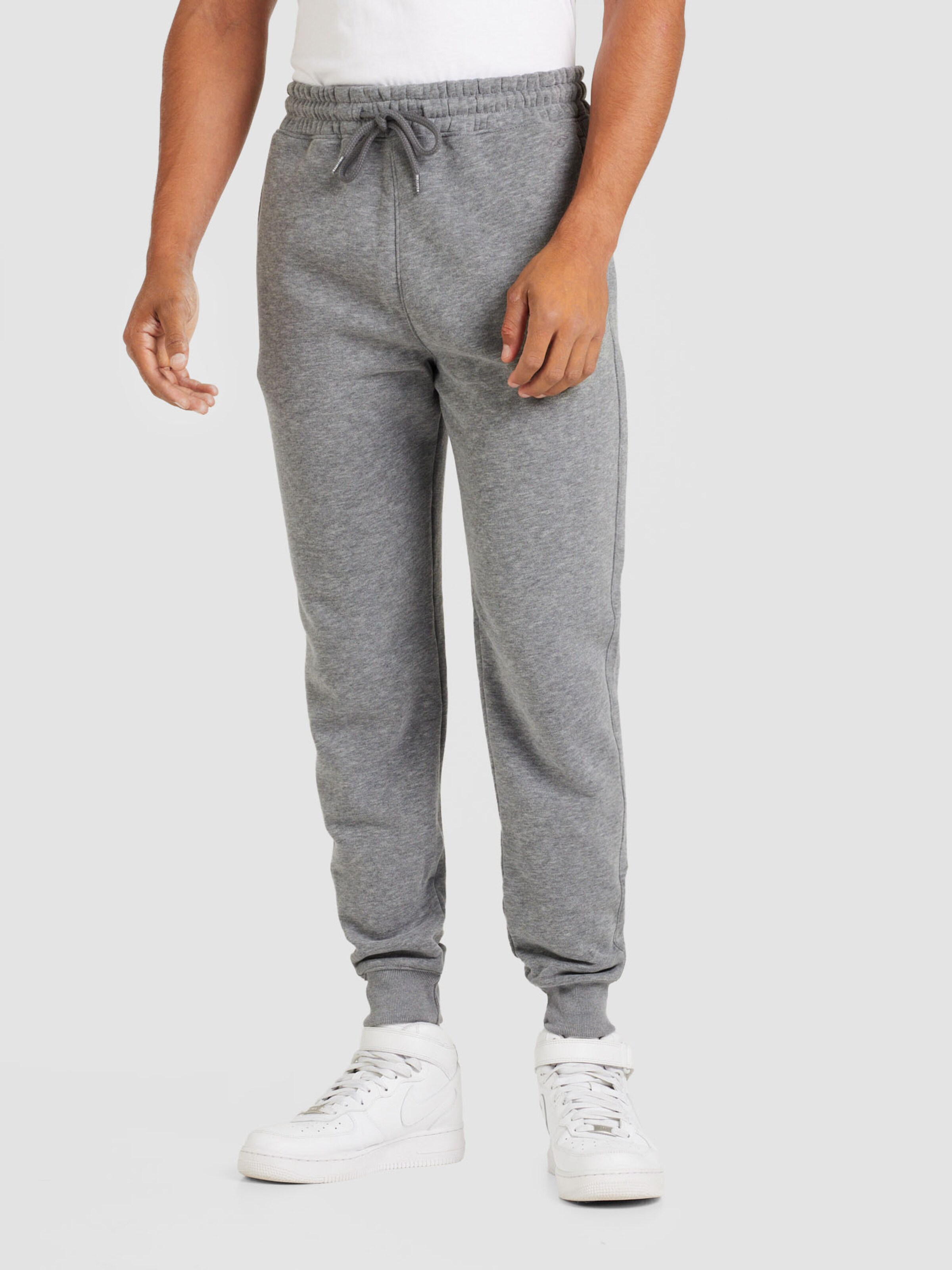 HOLLISTER Pantalones de chandal para hombres Comprar online ABOUT YOU