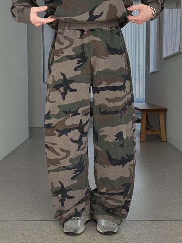 ENRAGE Baggy Hose 'CAMO' in Grün