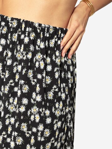 SASSYCLASSY Rock‌‌‌‌‌‌‌ in Grau