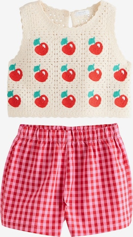 Next Setti värissä punainen: etupuoli