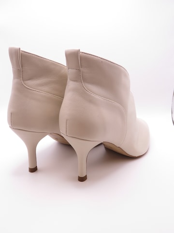PIED DE BICHE - Botas de tobillo 'Valentine' en beige