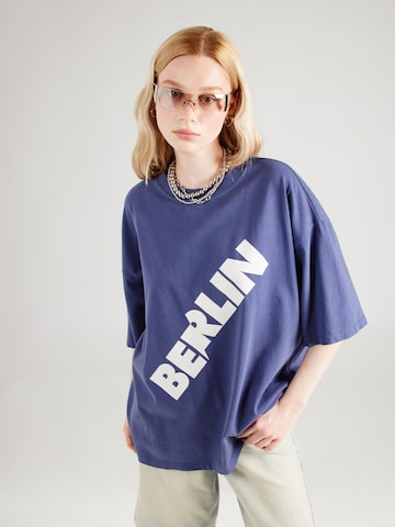 TOPSHOP T-shirt 'Berlin' i blå: framsida