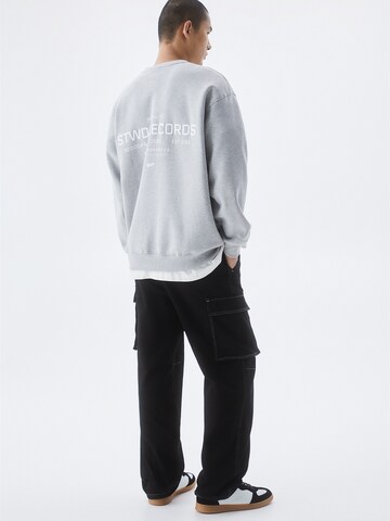 Pull&Bear Sweatshirt in Grau