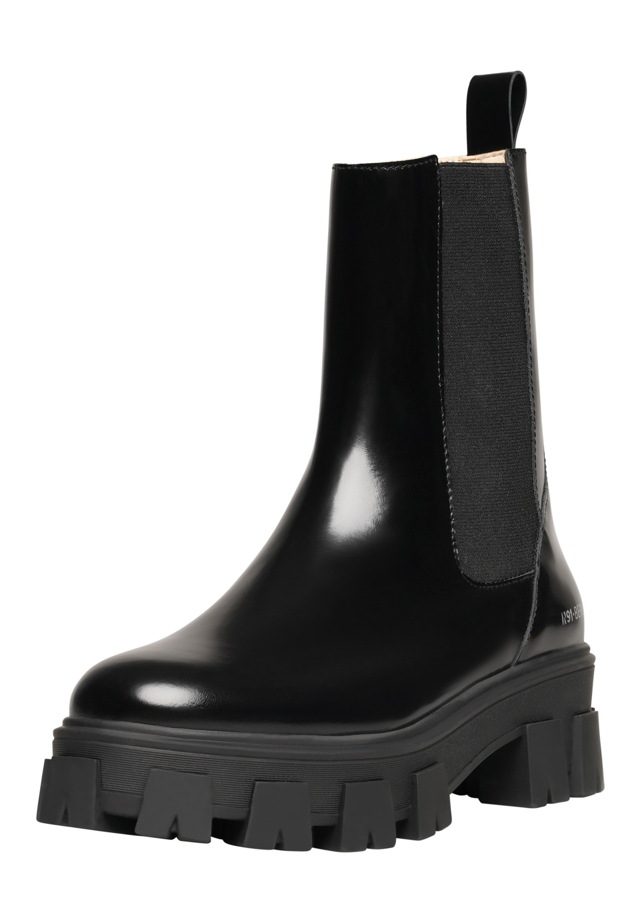 N91 Chelsea boots in Black: front