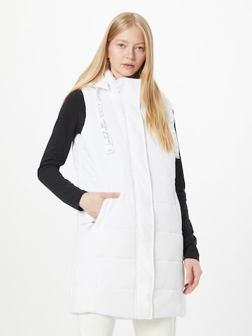 Soccx Vest in White: front