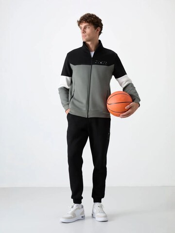 Tommy Life Tracksuit 'Aktive Sets' in Mixed colours