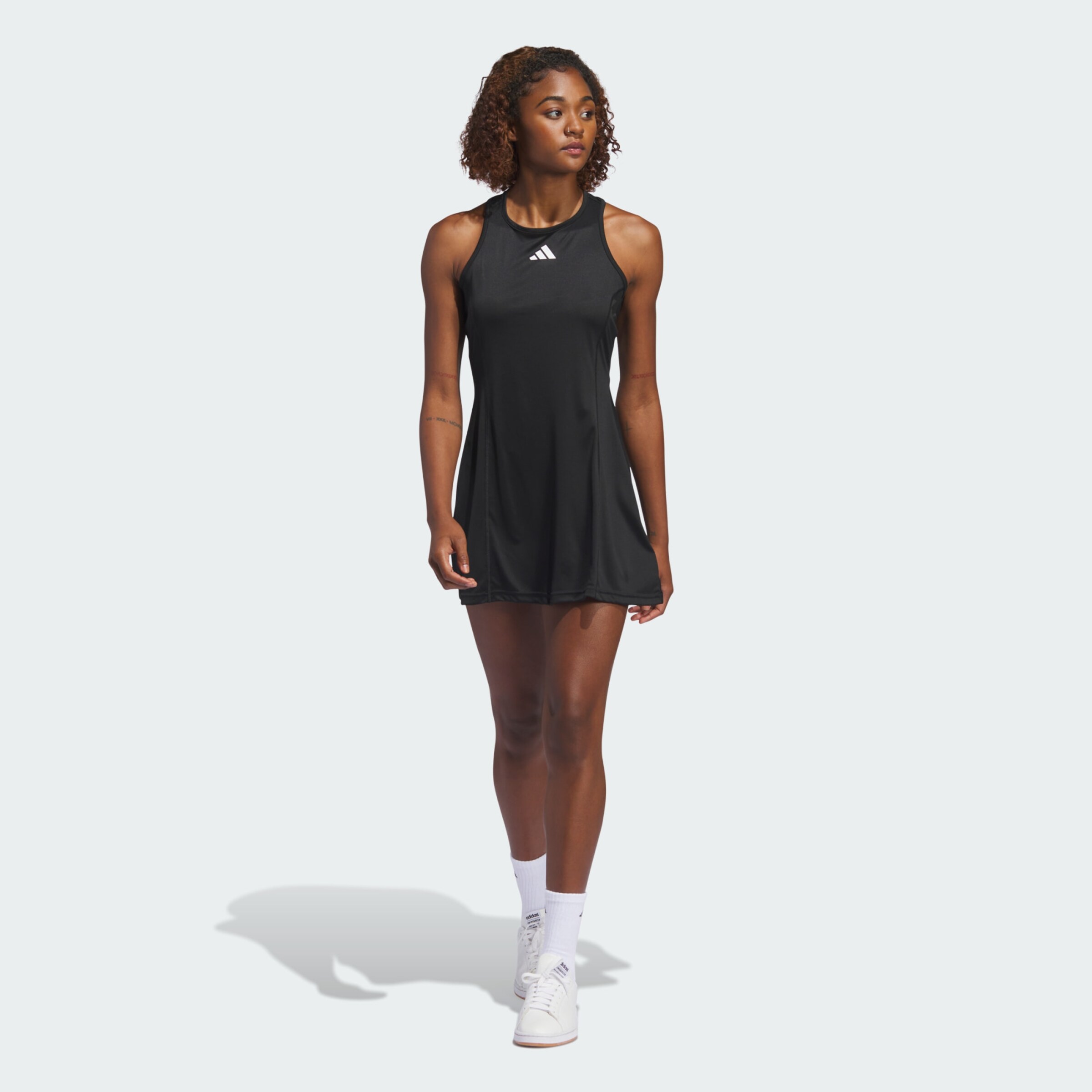 Adidas sports outfit top