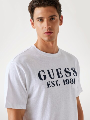 GUESS T-Shirt in Weiß