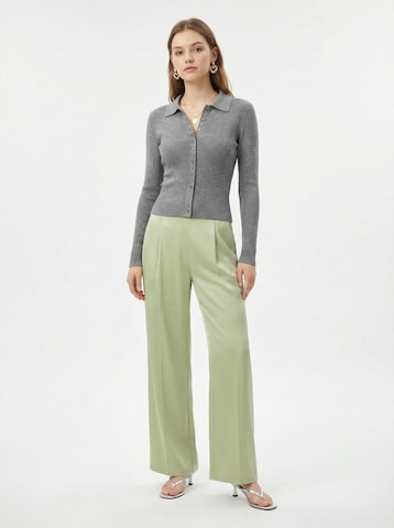 studioselect Широкий Брюки со складками 'Lisa' в Зеленый