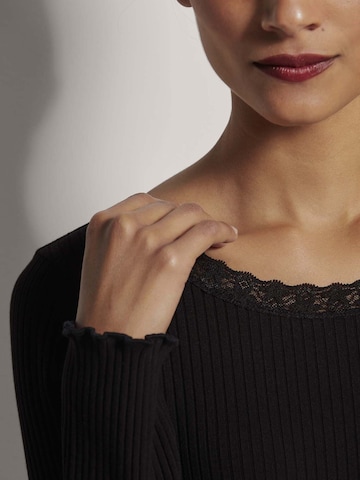 MADELEINE Shirt in Zwart