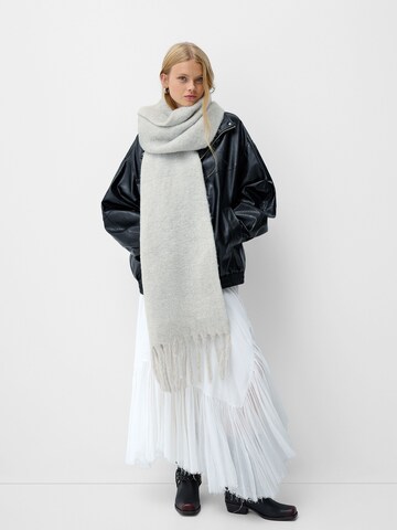 Bershka Sjaal in Grijs