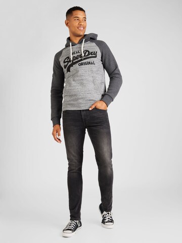 Superdry Sweatshirt 'Athletic' in Grau