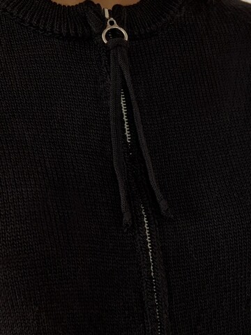 Hiccup - Top de malha em preto