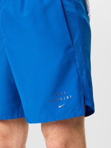 NIKE Normální Sportovní kalhoty 'Challenger Run Division' – modrá