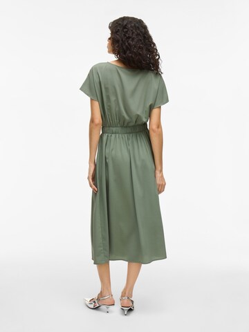 Robe VILA en vert
