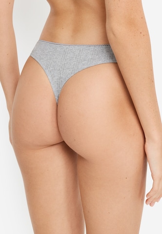 String di LSCN by LASCANA in grigio