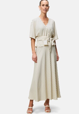 zero Rok in Beige