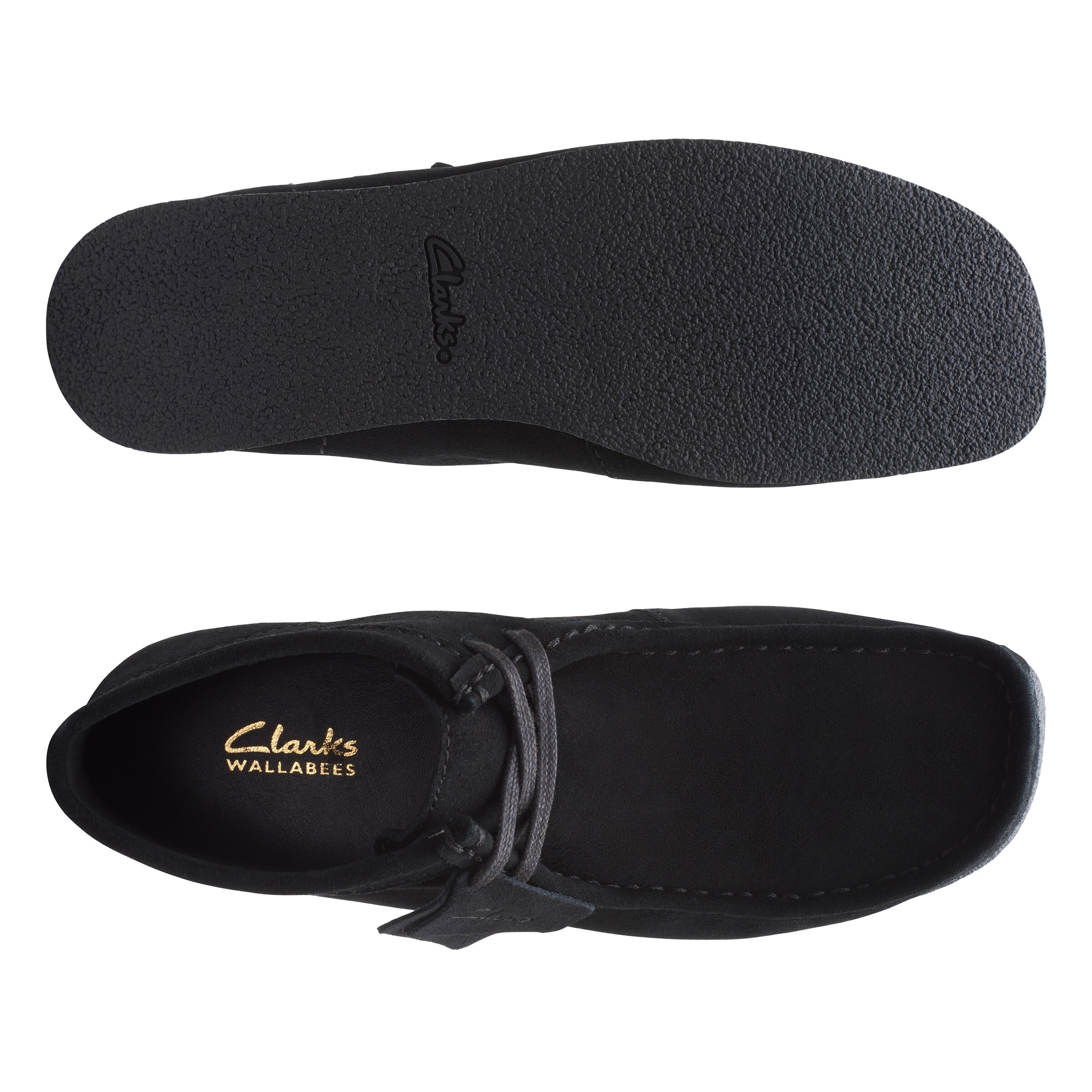 CLARKS Chukka Boots in Black