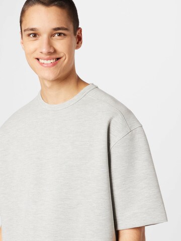 River Island T-shirt i grå