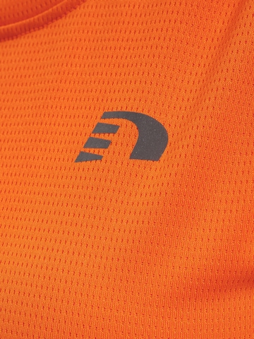 Haut de sport Newline en orange