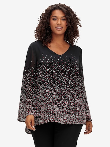 SHEEGO Tunic in Black: front