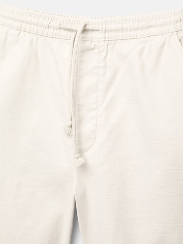 Pull&Bear Loose fit Trousers in Yellow