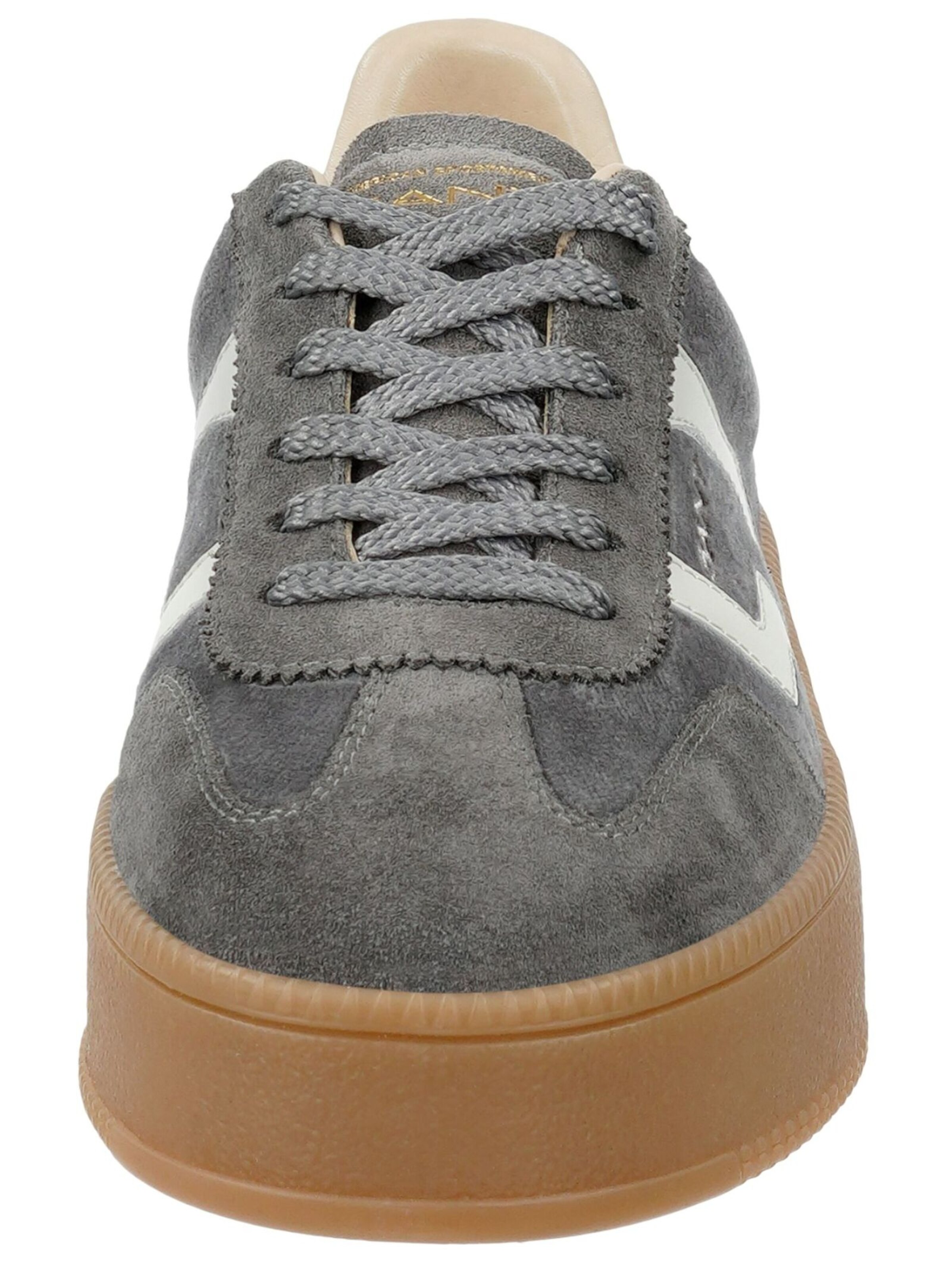 Baskets basses GANT en gris