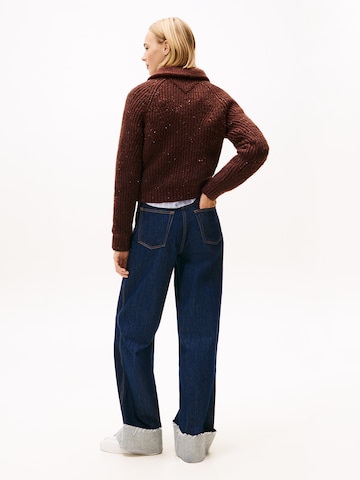 Pullover di Tommy Jeans in marrone