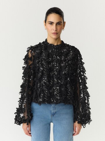 YAS - Blusa 'ABELONE' en negro: frente
