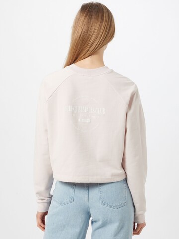 ABOUT YOU x GNTM Sweatshirt 'Xenia' in Pink
