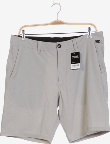 Volcom Shorts in 36 in Grey: front