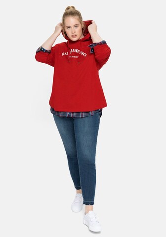 SHEEGO Sweatshirt in Red