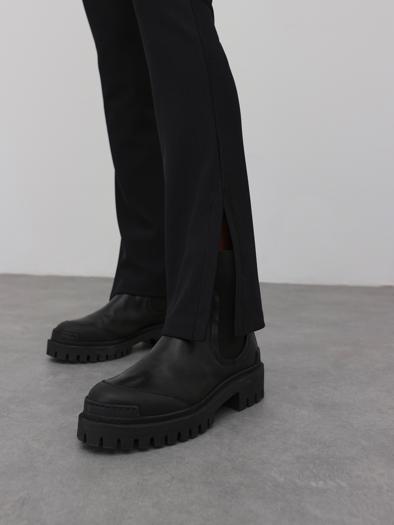 EDITED Produkte Hose 'Zihna' schwarz