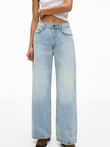 Loosefit Jean Pull&Bear en bleu : devant