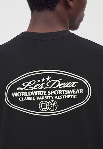 T-Shirt 'Worldwide' Les Deux en noir