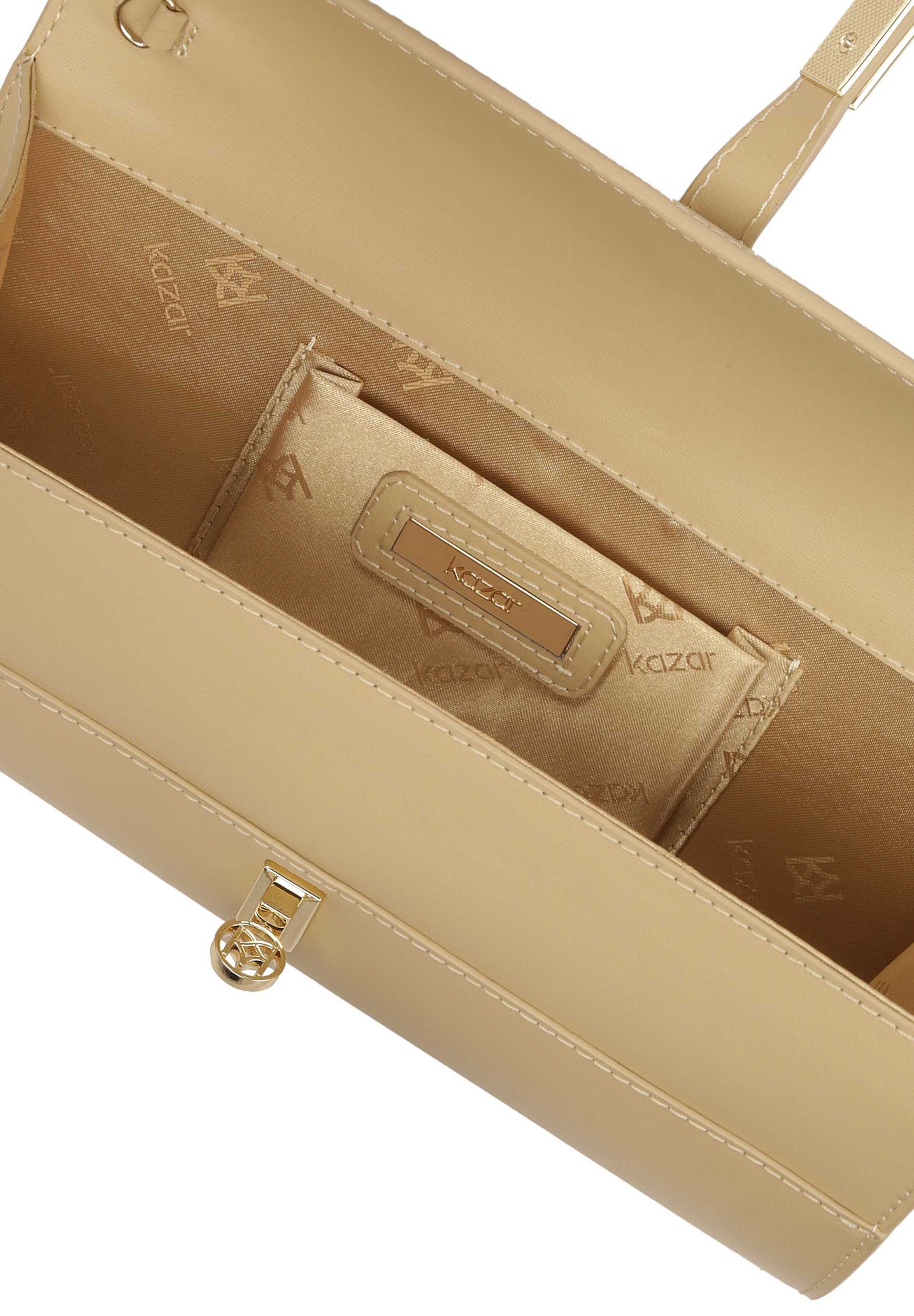 smėlio Kazar Delninė