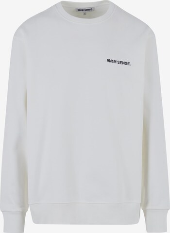 Sweat-shirt 'Essential' 9N1M SENSE en blanc : devant