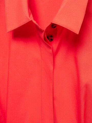 Robe-chemise 'CIRILIA' MANGO en rouge