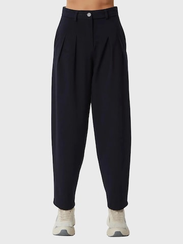 Happiness İstanbul Pleat-front trousers in Blue: front