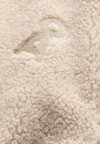 ARMEDANGELS Tussenjas in Beige: voorkant