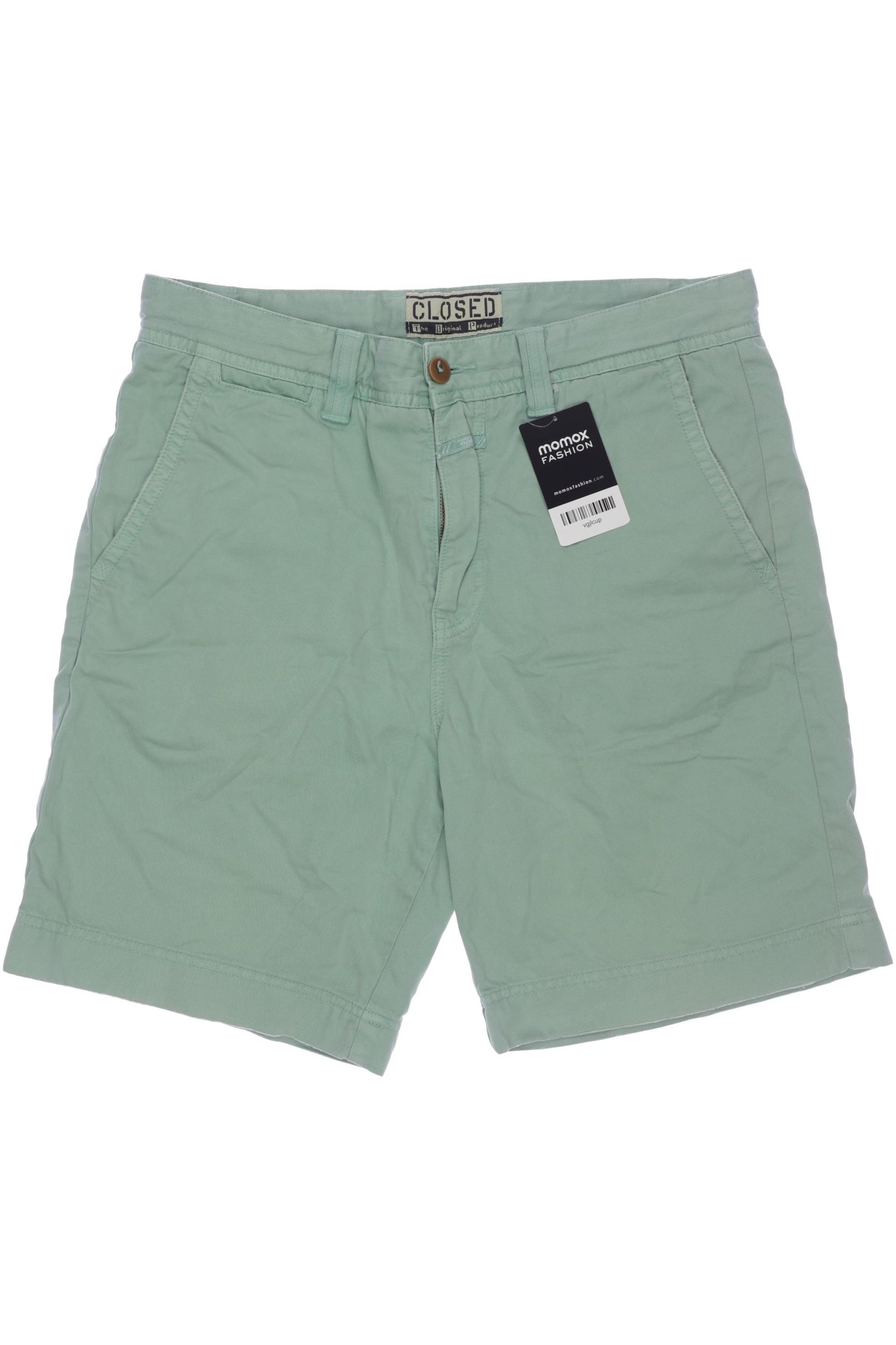 Closed Shorts in 30 in Green: front