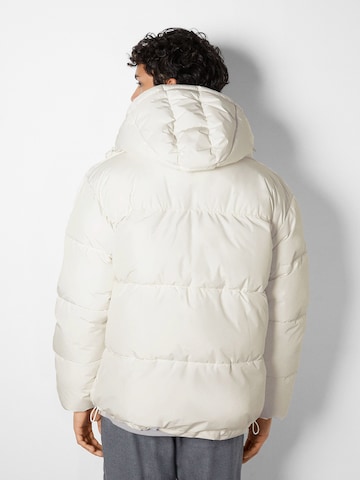BershkaZimska jakna - bijela boja